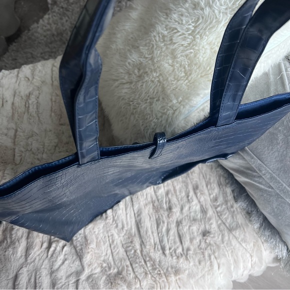 Saks fifth avenue tote bag navy blue - Picture 2 of 8